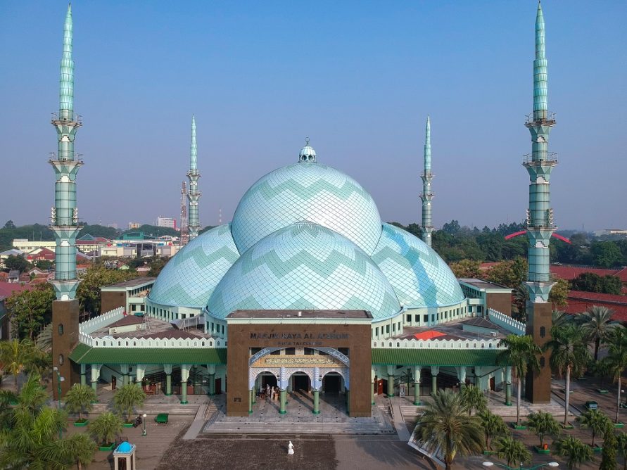 masjid raya al-azhom tangerang