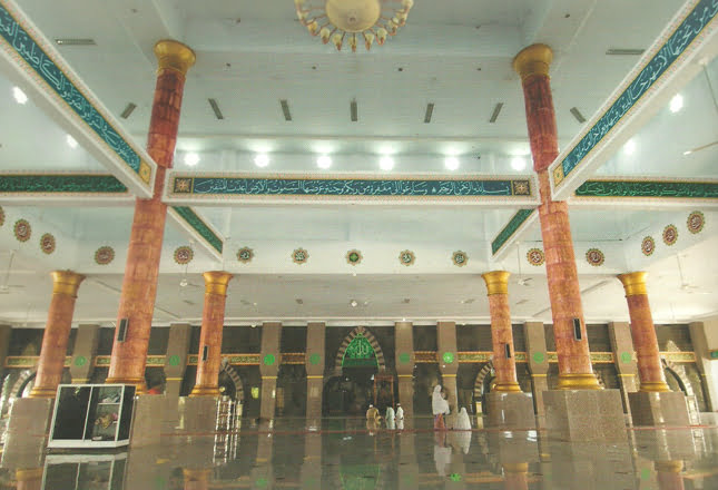 masjid-al-markaz-al-maarif-1