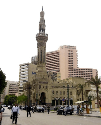 masjid-omar-makram.