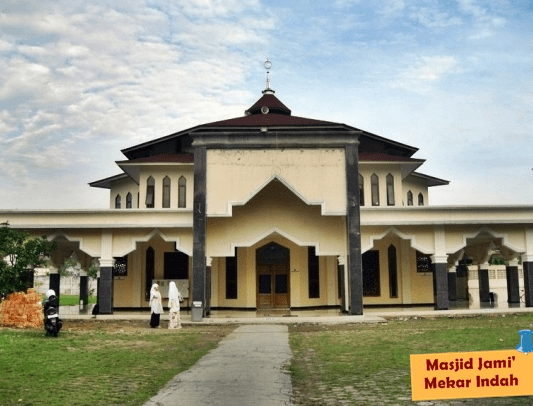 Masjid Jami Mekar Indah Jababeka Bekasi