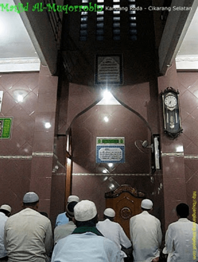 mimbar-Masjid-Al-Muqorrobin-Kandang-Roda-Cikarang-Selatan