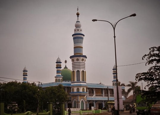 Masjid-Besar-Al-Hidayah