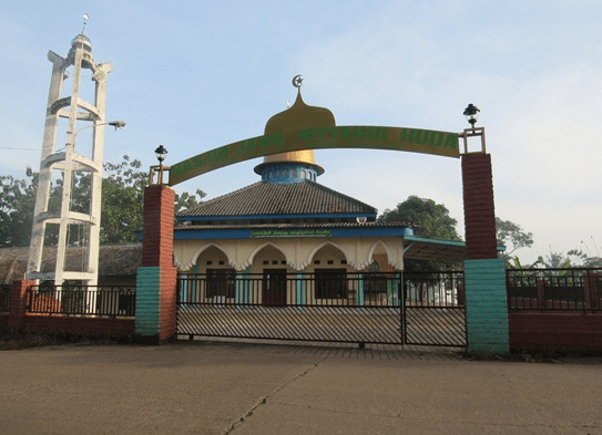 Masjid-Jami’-Miftahul-Huda-–-Kampung-Jati