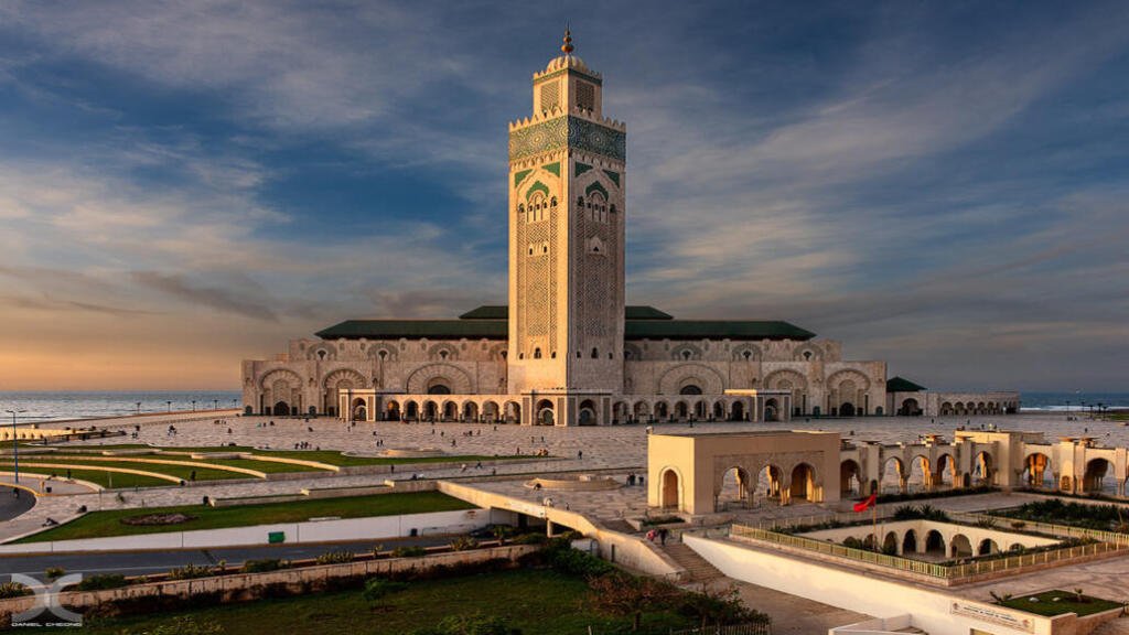 Pesona-Masjid-Hassan-II-Maroko-Surau.co_