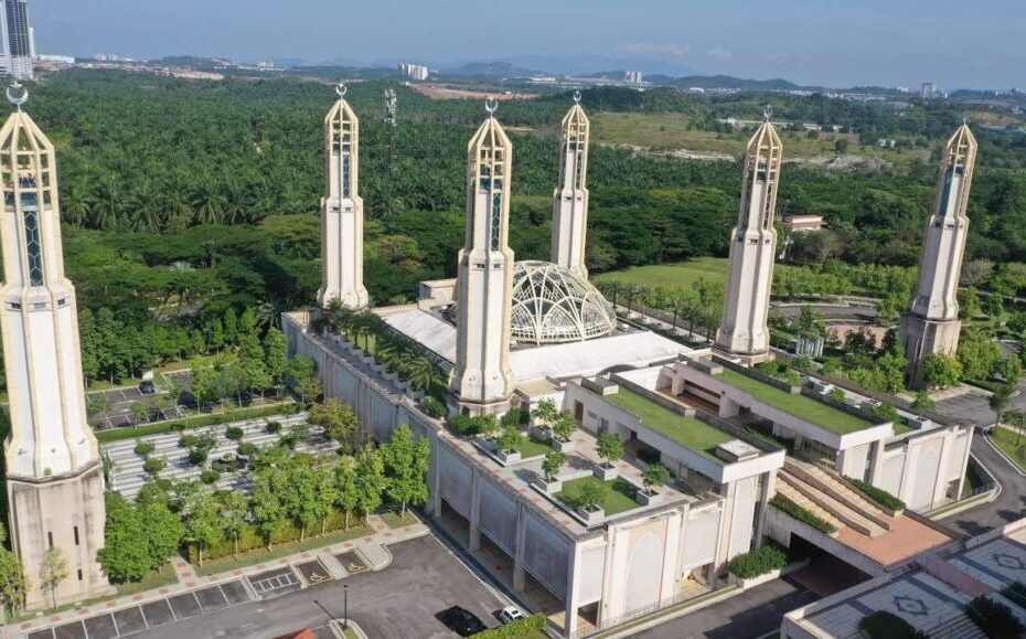 Masjid Kota Iskandar Johor Bahru Malaysia