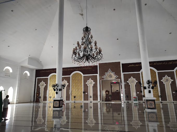 Masjid Raya Nurussa'adah Kupang