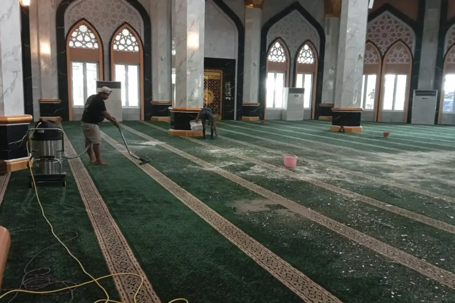 dampak kubah masjid bocor