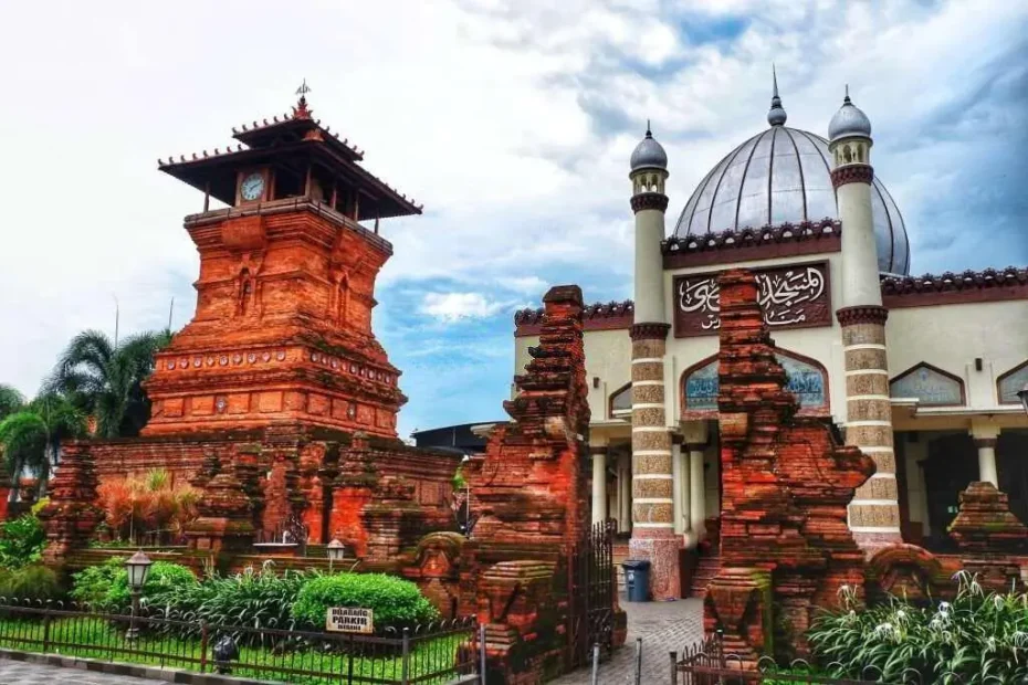 masjid menara kudus