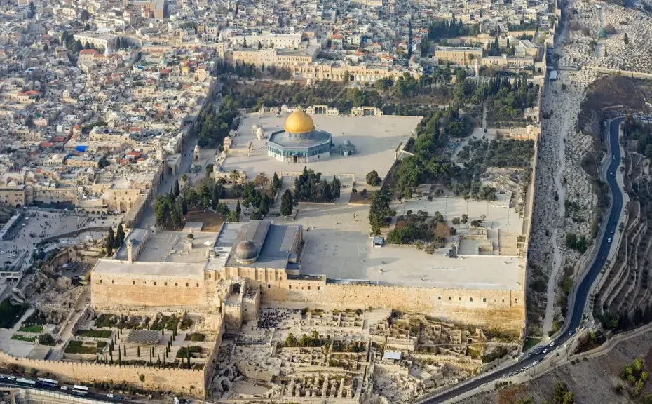 apakah masjid al aqsa sudah hancur